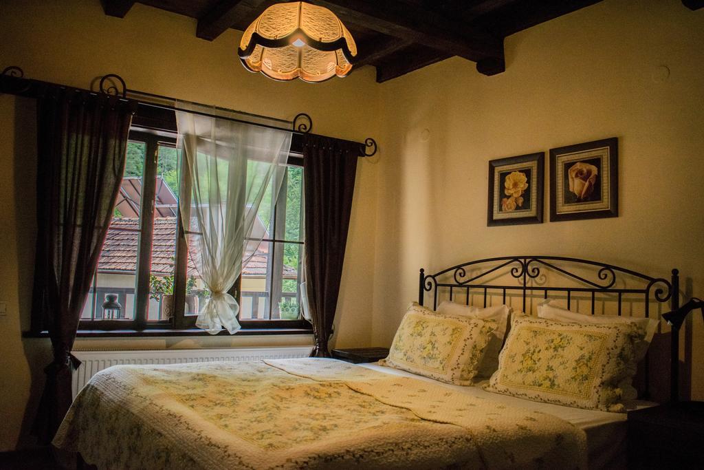 Guest House Verbena อาพริลซี ภายนอก รูปภาพ